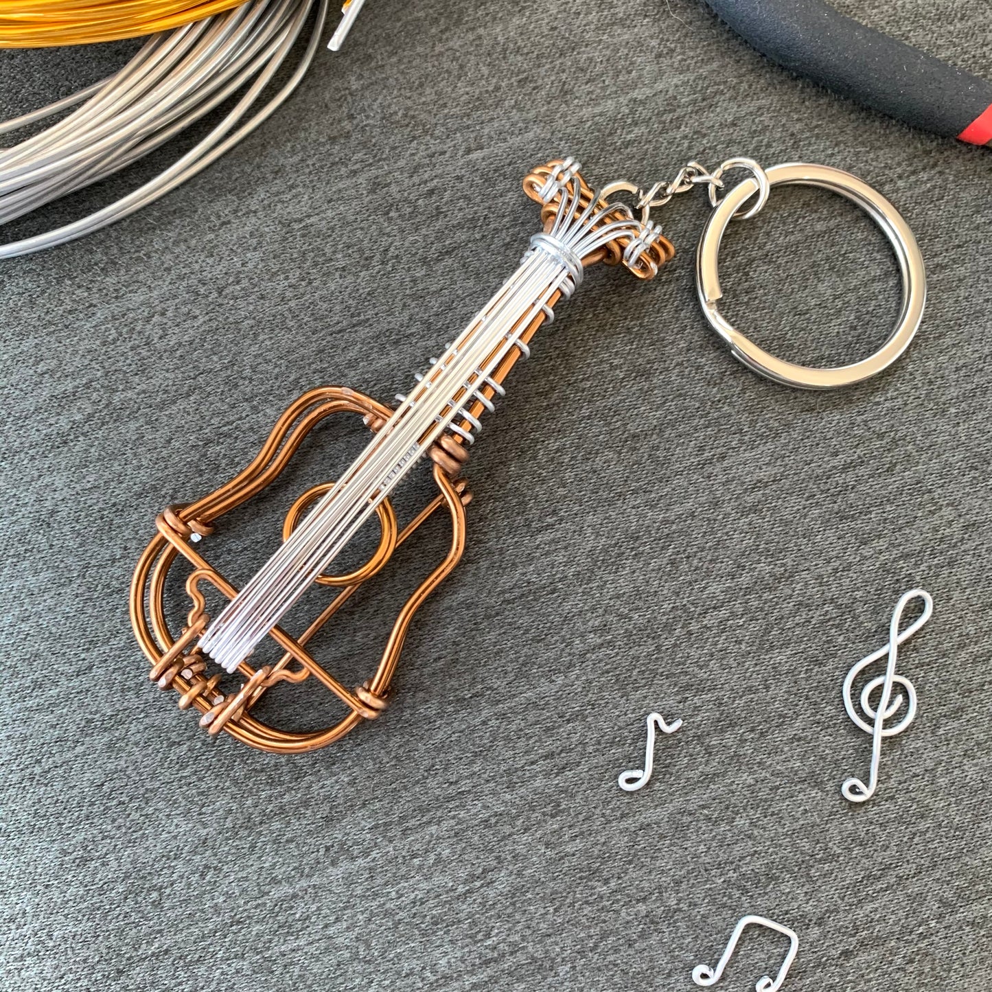 Classical Guitar Wire Art Instrument Keychain