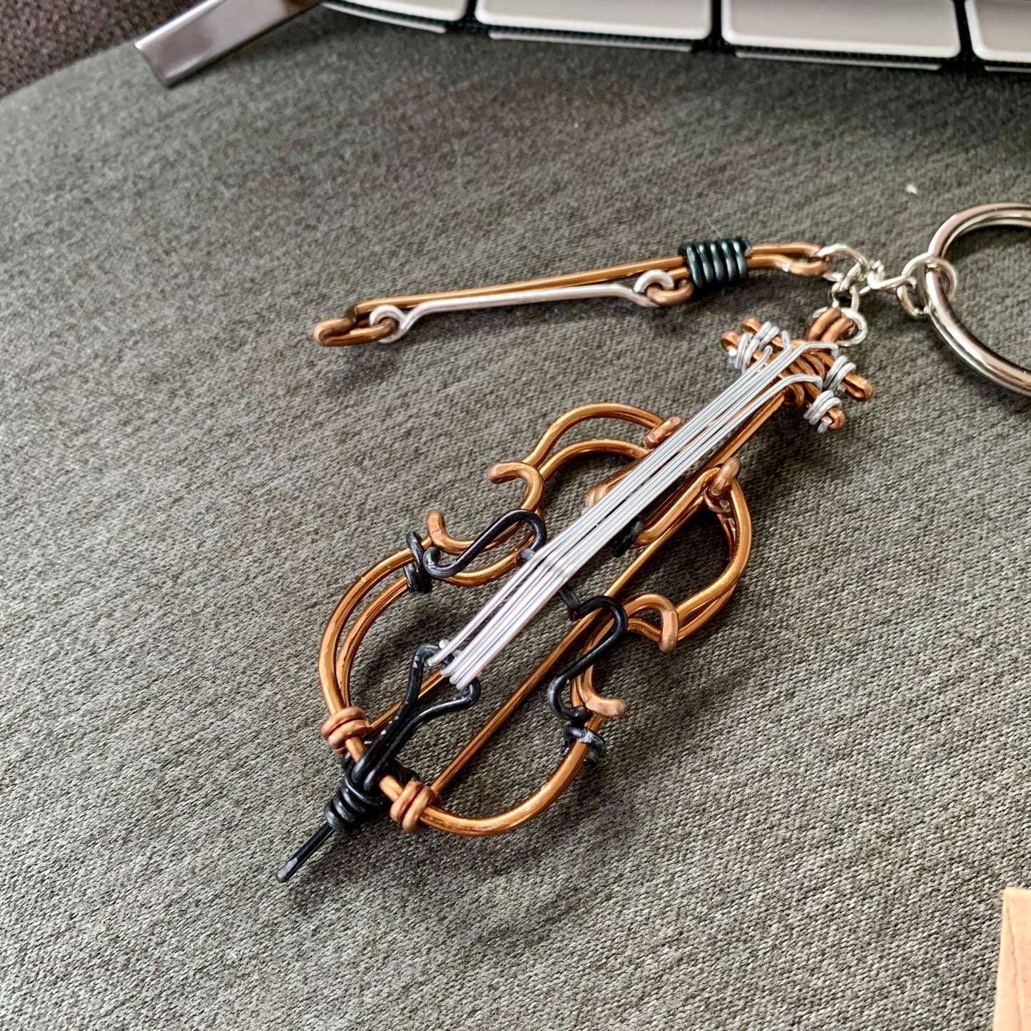 Cello Wire Art Instrument Keychain