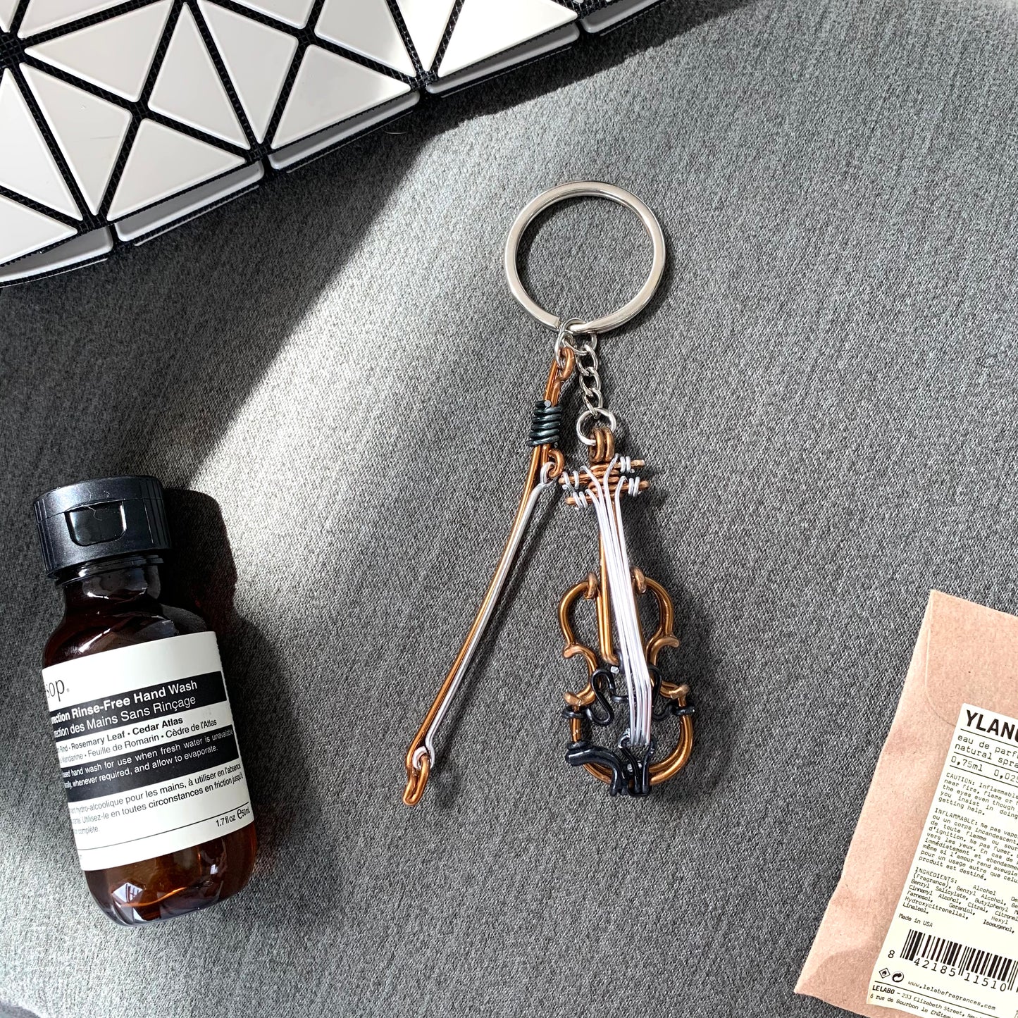 Violin Wire Art Instrument Keychain